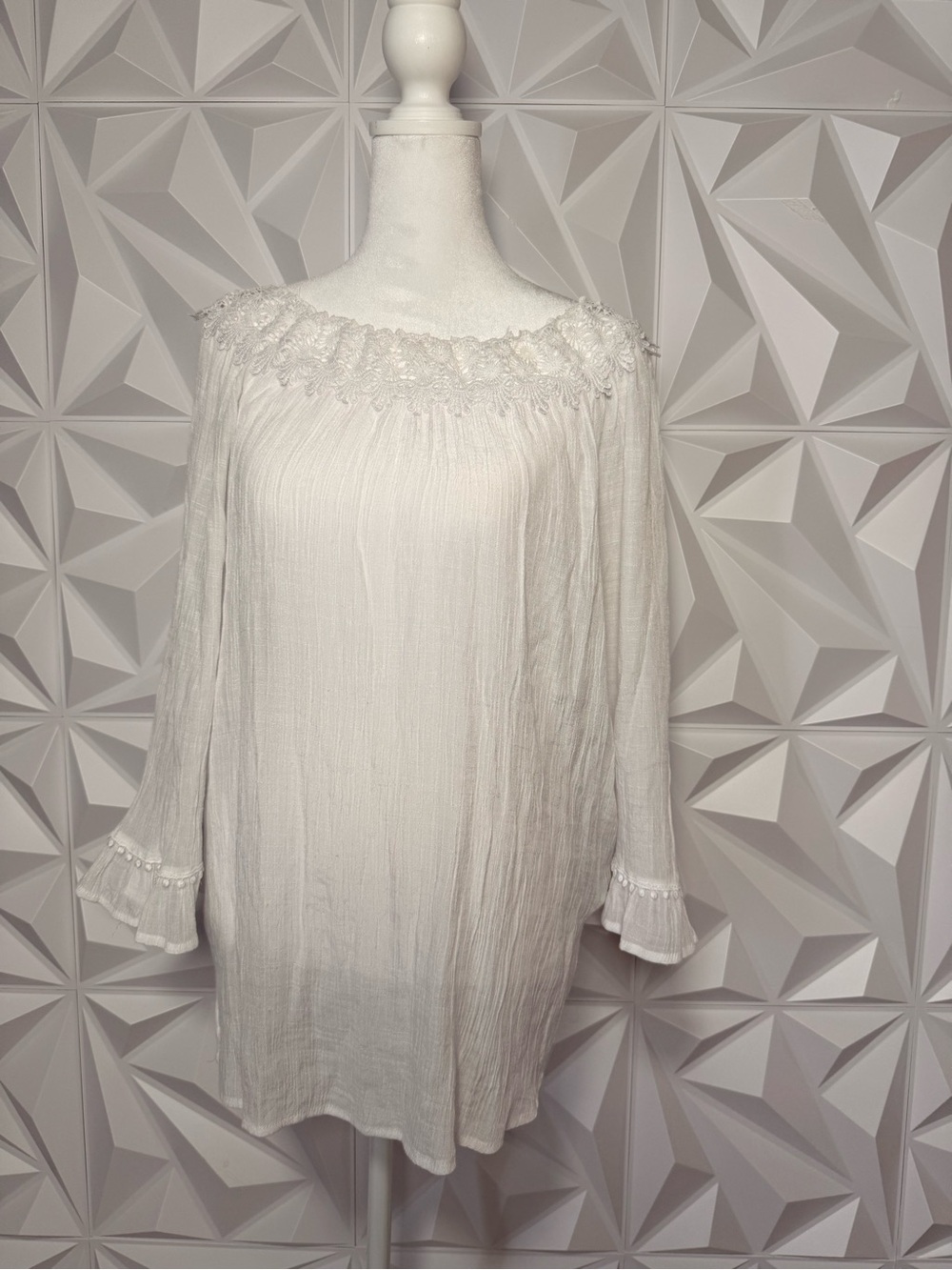 Zac & Rachel White Lace Trim Off-Shoulder Top